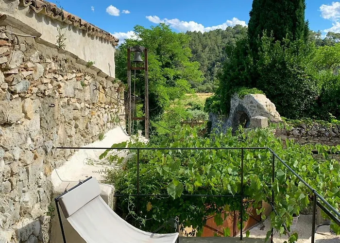 度假居 Artists Retreat In Historic Belvézet